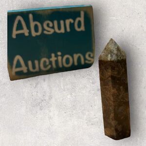 Llanite Crystal Tower, Obelisk